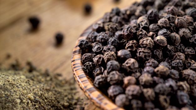 Black Pepper Essential Oil: Benefits for The Mind and Body